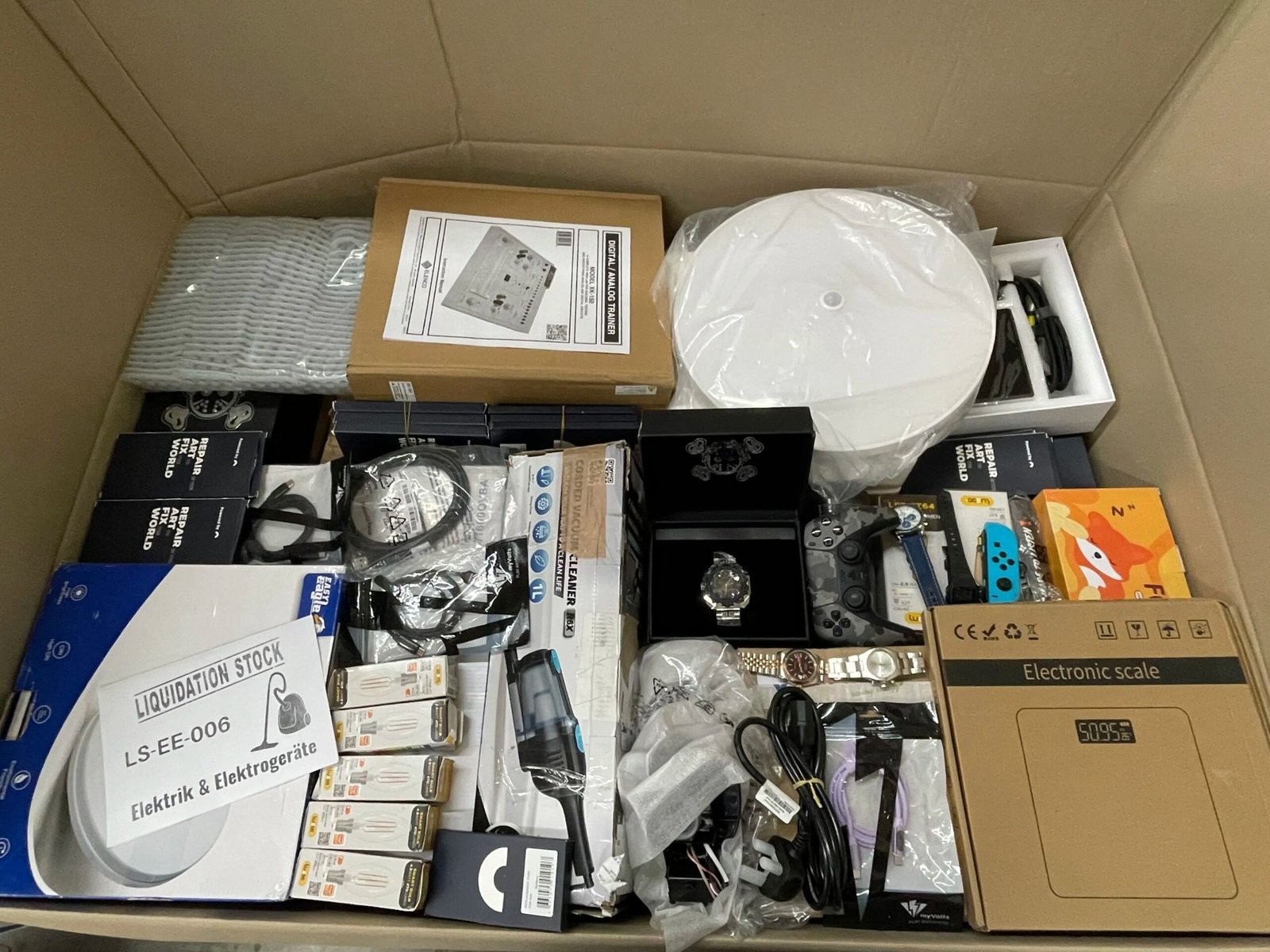 1770128241_cropped-scaled-1.jpg Electronics Liquidation Pallet — Lot 6 - Image 1