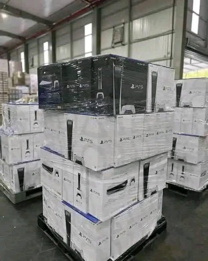 995dc8fb-ed67-45d6-8978-979b4e0aadcc.jpeg PlayStation 5 Liquidation Truckload - Image 1