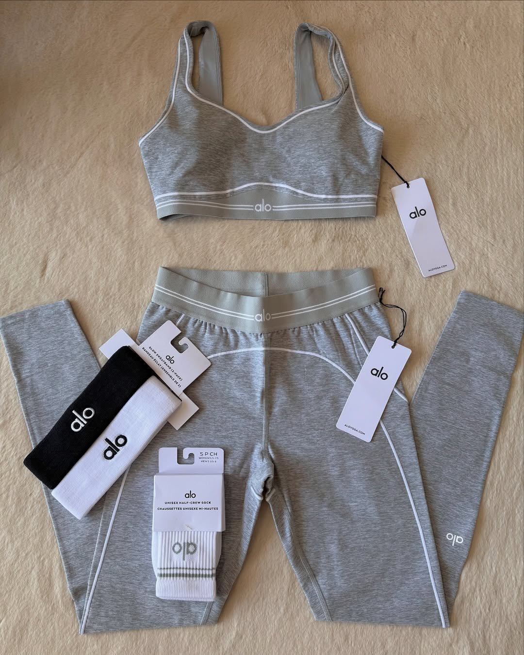 IMG_6378-1.jpeg Alo Yoga Apparel Liquidation Pallet — Lot 2 - Image 1