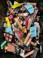 Makeup & Beauty Products Liquidation Pallet - Image 3