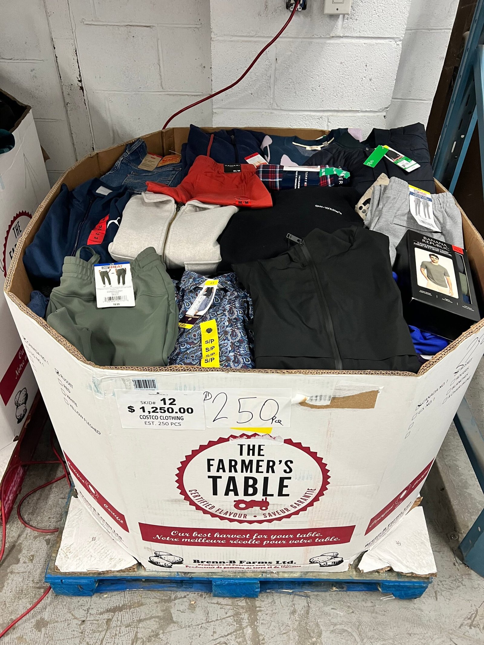 brand-name-clothing-12-250pcs-liquidation-wholesale-pallet-brand-name-clothing-12-250pcs-liquidation-wholesale-pallet-lpd-1236684096-scaled-1.jpg Brand Name Clothing – 250pcs Liquidation Pallet — Lot 15 - Image 1