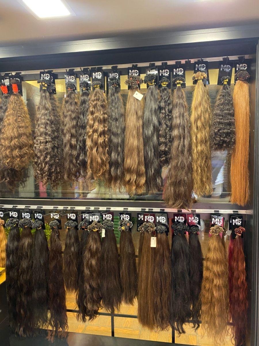 hjhyy.jpeg Wigs Liquidation Pallet - Image 1