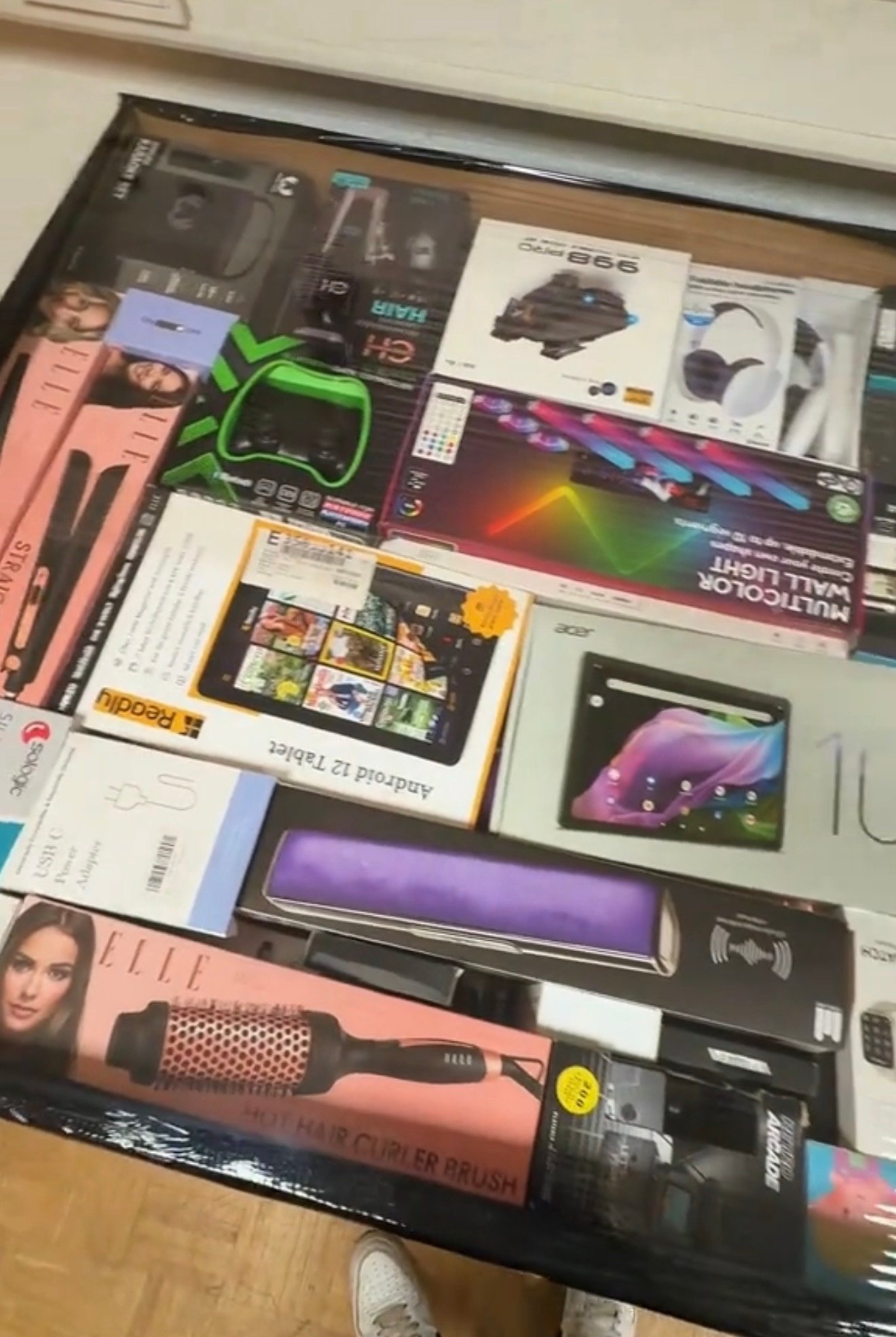 img_2448.jpeg Electronics Liquidation Pallet — Lot 1 - Image 1