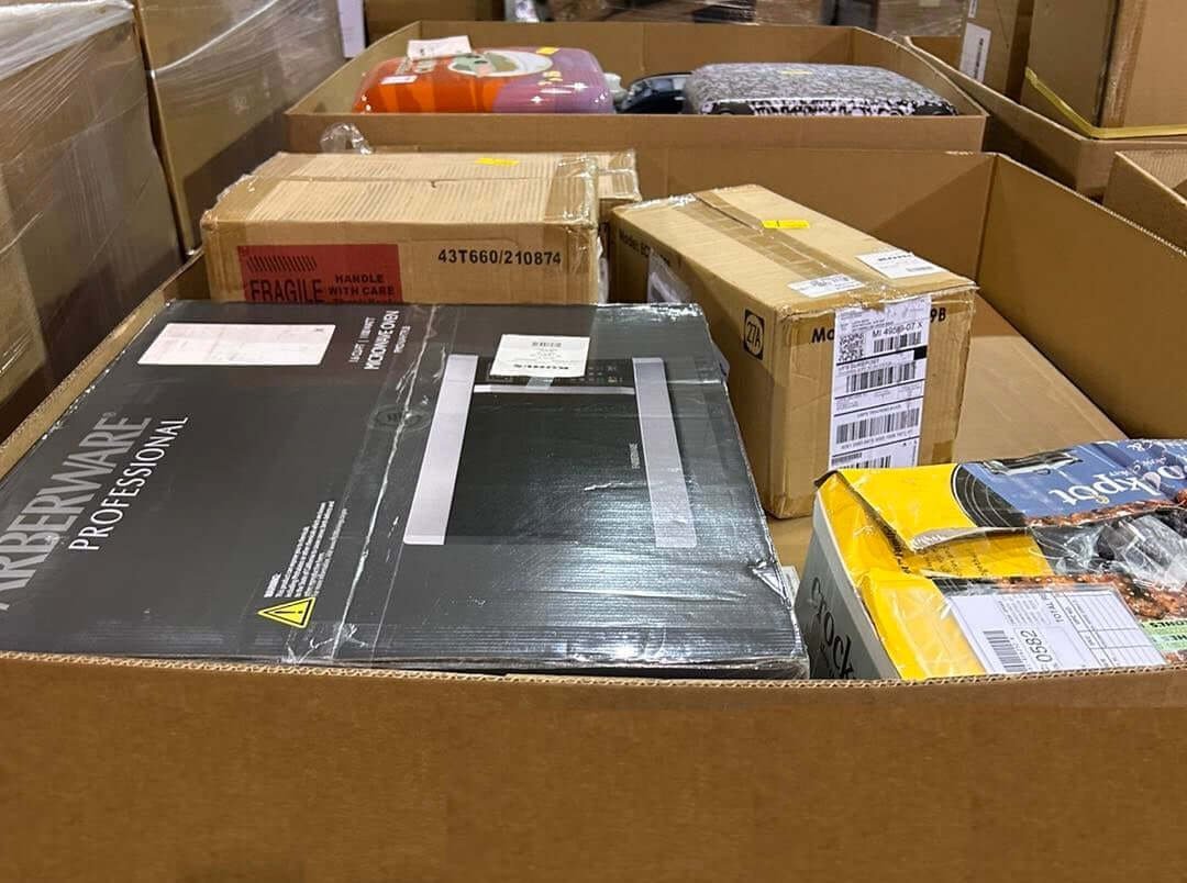 kohls-overstock-housewares-bedding-pallets.jpg Kohl's Housewares & Bedding Liquidation Truckload - Image 1