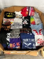 Miscellaneous Clothing - 400pcs Liquidation Pallet — Lot 4 - Image 2