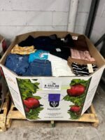 Miscellaneous Clothing - 300pcs Liquidation Pallet