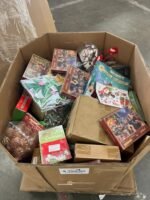 Overstock Christmas Decorations Liquidation Pallet - Image 2